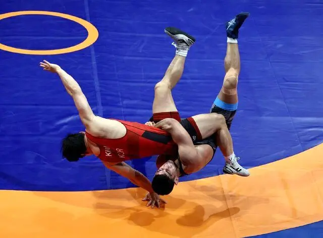 معرفی فینالیست‌های ۵ وزن نخست کشتی فرنگی قهرمانی کشور