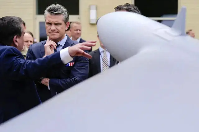 نشریه آمریکایی اعتراف کرد: آمریکا پهپاد ایرانی شاهد را کپی کرده! نشریه آمریکایی اعتراف کرد: آمریکا پهپاد ایرانی شاهد را کپی کرده!