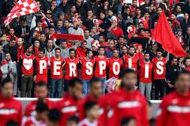 هجوم هواداران پرسپولیس به صفحه اوسمار +عکس هجوم هواداران پرسپولیس به صفحه اوسمار +عکس