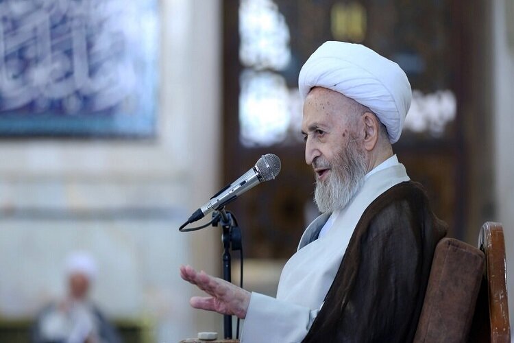 واکنش آیت‌الله سبحانی درباره «شبهه‌افکنی» علیه حضرت زهرا(س)/ یادآوری سرنوشت احمد کسروی، به عنوان یک هشدار جدی