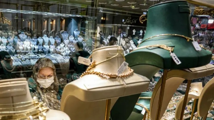 پیش بینی قیمت طلا و سکه؛ عقب نشینی بازار سکه ادامه می یابد؟