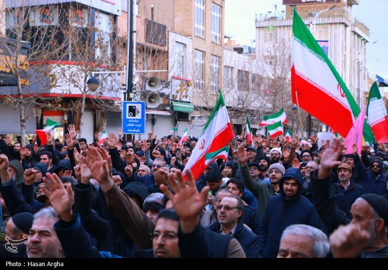 اجتماع بزرگ علیه اغتشاشات؛ امروز ساعت 14 در میدان انقلاب – تسنیم اجتماع بزرگ علیه اغتشاشات؛ امروز ساعت 14 در میدان انقلاب – تسنیم