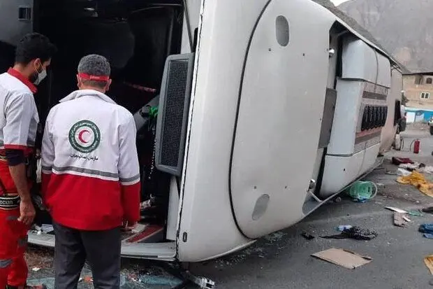 حادثه واژگونی اتوبوس در هراز؛ توضیحات پلیس راه حادثه واژگونی اتوبوس در هراز؛ توضیحات پلیس راه