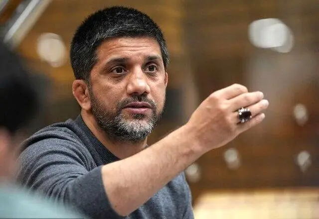دبیر: آن رییس فاسد فدراسیون کشتی بگوید مدال قهرمانان چه شد! دبیر: آن رییس فاسد فدراسیون کشتی بگوید مدال قهرمانان چه شد!