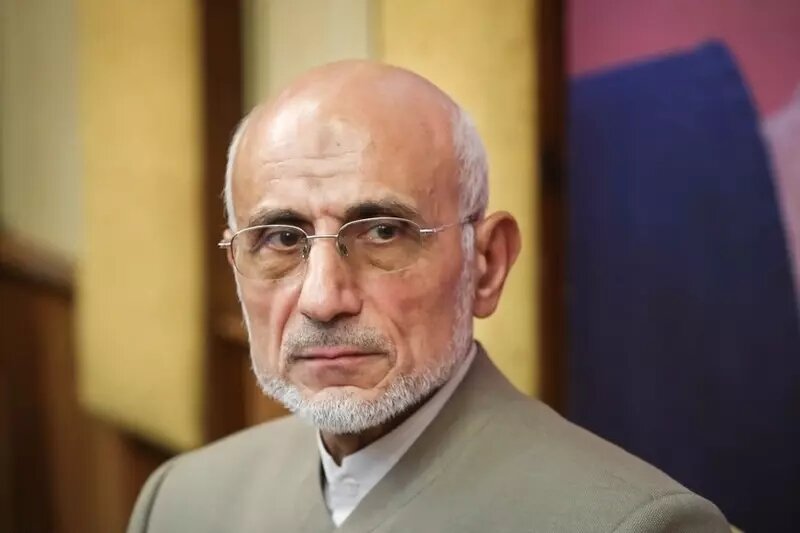 میرسلیم: ترامپ باید خود را برای تقاص شهید سلیمانی مهیا کند/ برای آمریکا تضعیف اقتصادی ایران بسیار کم هزینه‌تر از هر یورش نظامی است