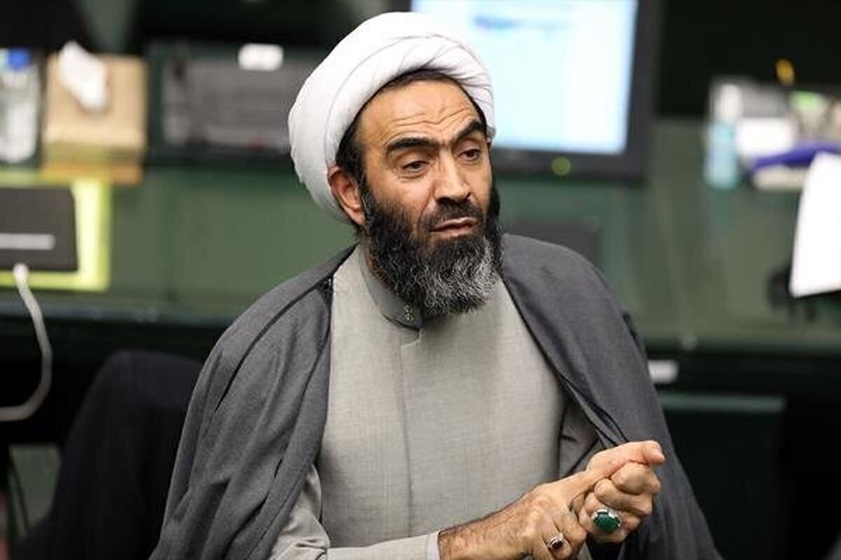 نقد علی: برخی مسئولان آمریکا را دشمن ایران می‌خوانند اما فرزندشان در آن کشور زندگی و کار می‌کنند/ تحصیل بهانه است، خودمان بهترین دانشگاه‌ها را داریم