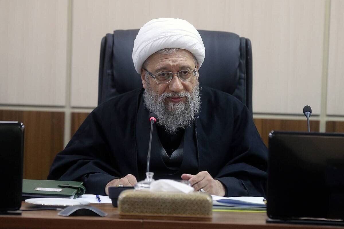 آملی لاریجانی: امام شخص اول در ایستادگی بود؛ ایشان در یک گوشه قرار نگرفت که بگوید دیگران بروند/ امام مردم‌سالاری دینی را برقرار کرد