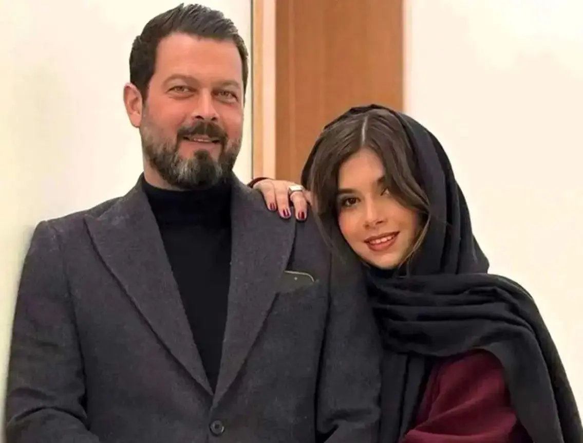 استوری جدیدی از دختر پژمان بازغی! استوری جدیدی از دختر پژمان بازغی!