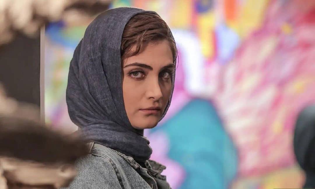 الناز ملک با گریم گوگوش دلبری کرد! الناز ملک با گریم گوگوش دلبری کرد!
