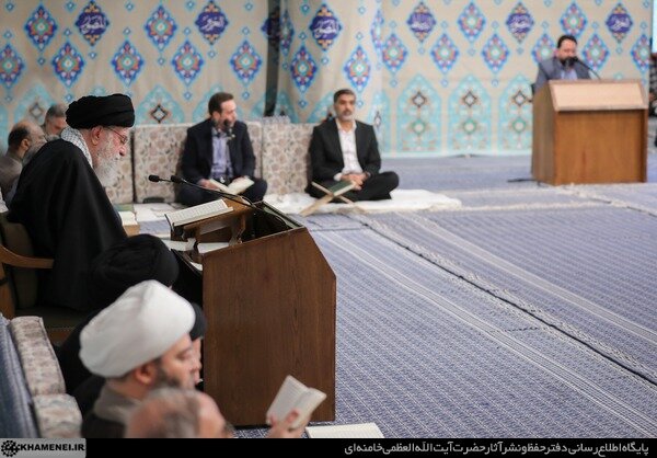 تصاویری از محفل انس با قرآن با حضور رهبر انقلاب