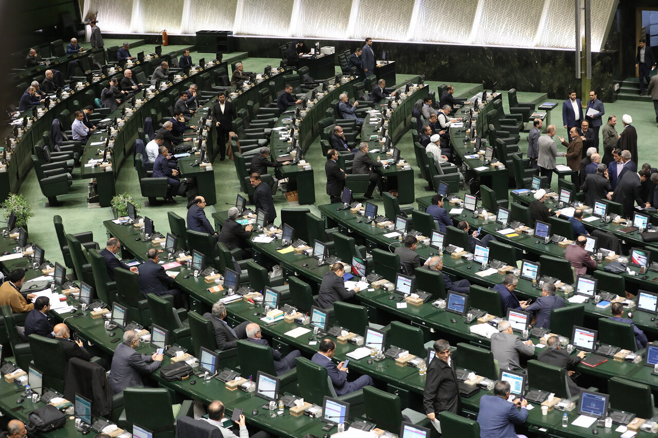 تعیین شرایط و الزامات برگزاری اجتماعات و راهپیمایی‌ها/ رسایی: در پاسخ به رفتار اتحادیه اروپا باید سفرای این کشورها در ایران را احضار و اخراج کنند