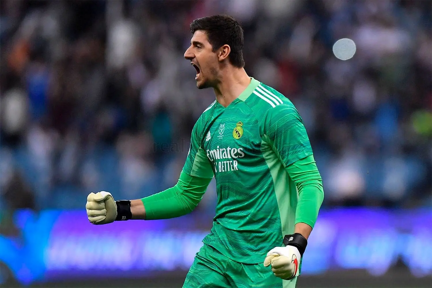 جایزه بازی جوانمردانه سال فوتبال را به او بدهید/ صحنه زیبایی رقم زد که از این دنیا نبود +عکس جایزه بازی جوانمردانه سال فوتبال را به او بدهید/ صحنه زیبایی رقم زد که از این دنیا نبود +عکس