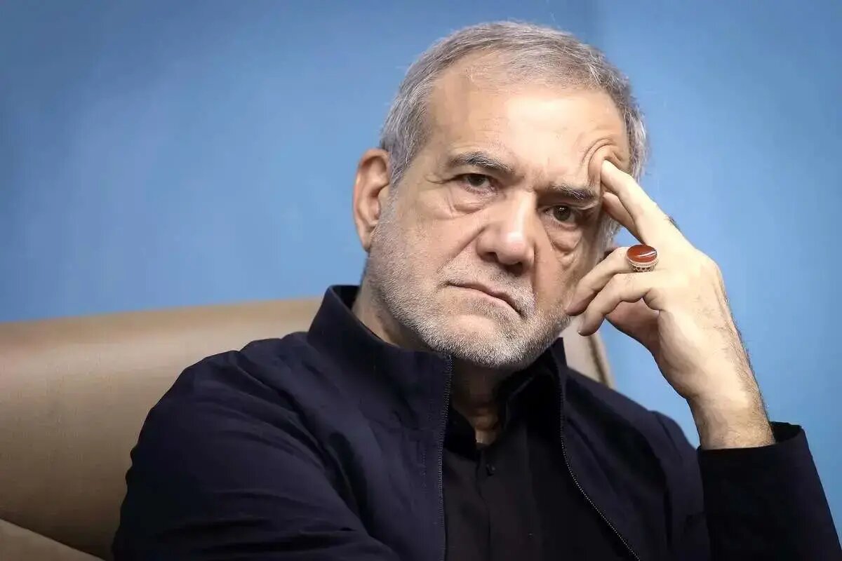 دعوت رئیس جمهور از مردم برای حضور در راهپیمایی ۲۲ بهمن/ اکنون در وضعیت حیاتی و سرنوشتسازی هستیم دعوت رئیس جمهور از مردم برای حضور در راهپیمایی ۲۲ بهمن/ اکنون در وضعیت حیاتی و سرنوشتسازی هستیم