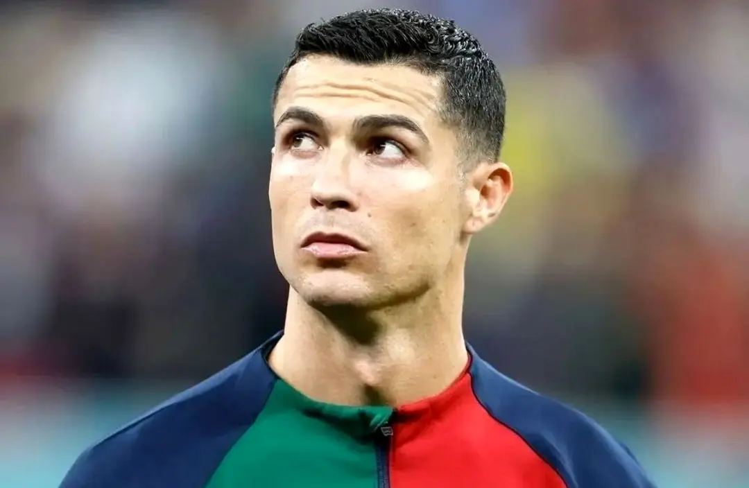 زلزله در النصر؛ نقش رونالدو در برکناری رئیس باشگاه زلزله در النصر؛ نقش رونالدو در برکناری رئیس باشگاه