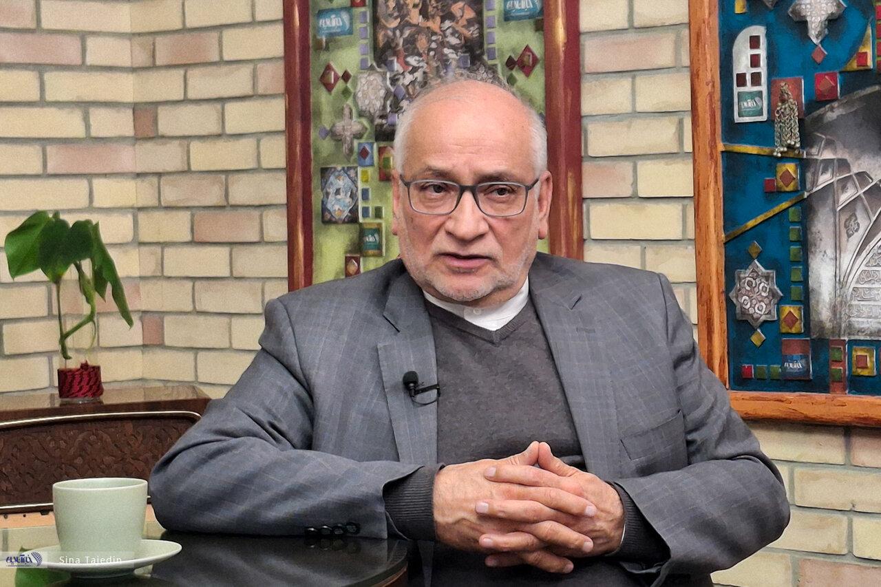 مرعشی: اقتصاد ایران با تکیه صرف بر منابع داخلی، حداکثر رشد سه درصدی را تجربه خواهد کرد/ برای عبور از بحرانها به رشد بالای ۱۰ درصد نیاز داریم مرعشی: اقتصاد ایران با تکیه صرف بر منابع داخلی، حداکثر رشد سه درصدی را تجربه خواهد کرد/ برای عبور از بحرانها به رشد بالای ۱۰ درصد نیاز داریم