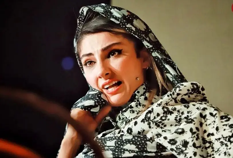 چهرۀ «محیا دهقانی» بازیگر سریال «دو نیمۀ ماه» در 4 سالگی چهرۀ «محیا دهقانی» بازیگر سریال «دو نیمۀ ماه» در 4 سالگی