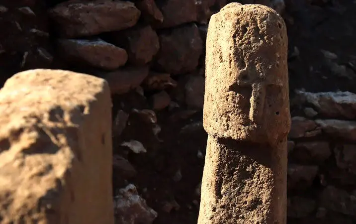 مجسمه‌های انسانی و گوشت غزال در شهر ماقبل تاریخی کاراهان تپه + تصاویر