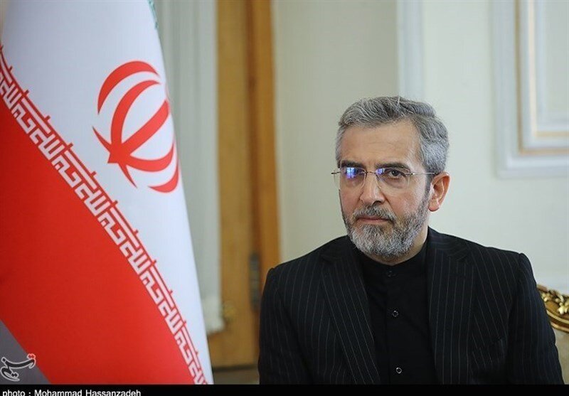 باقری: ایران و عمان در حال مذاکره درباره سازوکار مدیریت تنگه هرمز هستند باقری: ایران و عمان در حال مذاکره درباره سازوکار مدیریت تنگه هرمز هستند