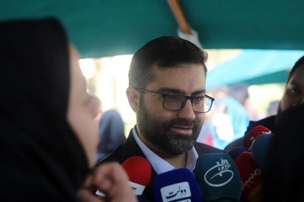 بنزین گران می شود؟/ توضیحات مهم معاون پزشکیان بنزین گران می شود؟/ توضیحات مهم معاون پزشکیان