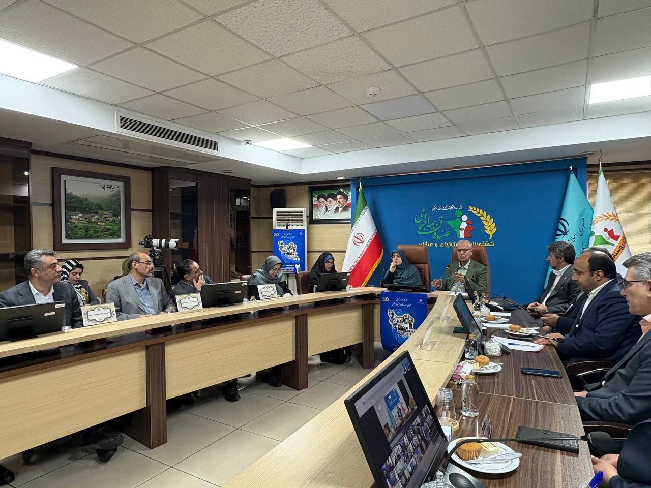 ربیعی: دغدغه دولت، عدالت اجتماعی است/ ماهیت صندوق بیمه روستاییان حفظ شود ربیعی: دغدغه دولت، عدالت اجتماعی است/ ماهیت صندوق بیمه روستاییان حفظ شود