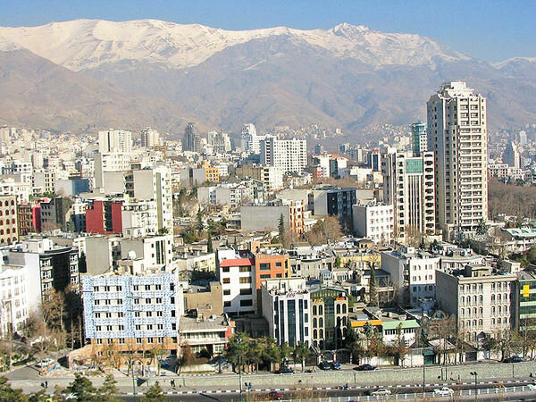 عقب‌نشینی فروشندگان در بازار مسکن؛ قیمت‌ها ۱۰ تا ۱۵درصد کاهش یافت/سرباز: این‌که قیمت‌ها ۸۰ درصد بالا برود و بعد ۱۰درصد پایین بیاید اسمش کاهش قیمت نیست