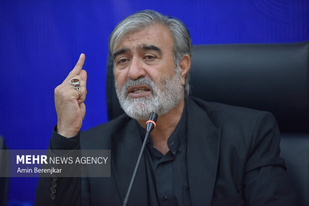 عزیزی: ایران پس از جنگ رمضان کاملاً با ایران پیش از جنگ متفاوت است عزیزی: ایران پس از جنگ رمضان کاملاً با ایران پیش از جنگ متفاوت است