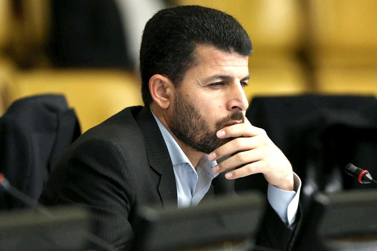 عضو هیئت رئیسه مجلس: افزایش قیمت‌ها هم مشکوک است هم ناشی از کم‌کاری دستگاه‌های ناظر