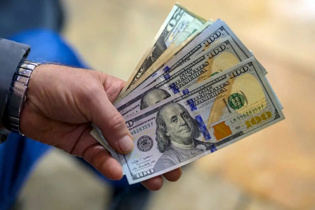 قیمت دلار امروز پنجشنبه ۷ خرداد ۱۴۰۵/ دلار ریخت + جدول قیمت دلار امروز پنجشنبه ۷ خرداد ۱۴۰۵/ دلار ریخت + جدول