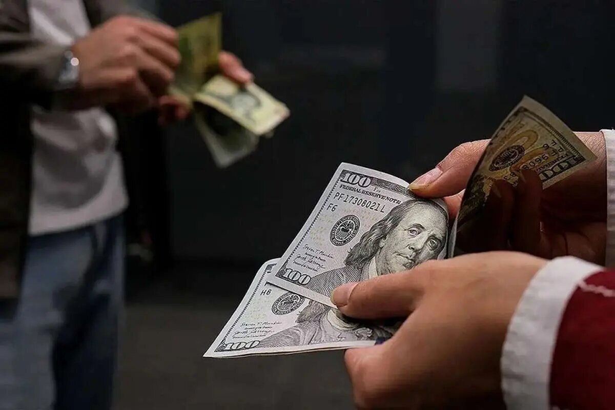 قیمت دلار امروز چهارشنبه ۶ خرداد ۱۴۰۵/ دلار در بازار آزاد ریخت؟