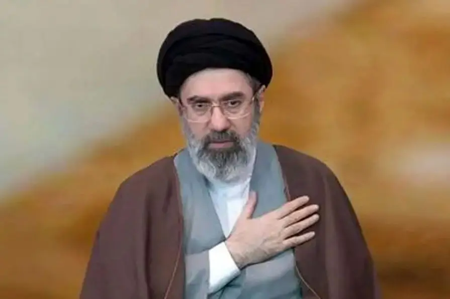 گزارش تازه از وضعیت جسمانی رهبر انقلاب گزارش تازه از وضعیت جسمانی رهبر انقلاب