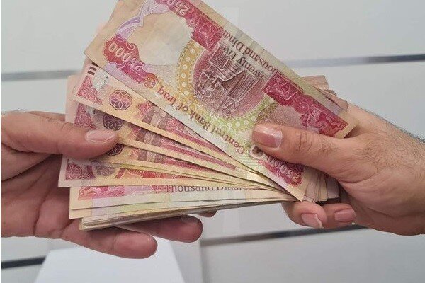 ابلاغ دستورالعمل فروش ارز اربعین؛ سهم هر زائر ۲۰۰ هزار دینار ابلاغ دستورالعمل فروش ارز اربعین؛ سهم هر زائر ۲۰۰ هزار دینار