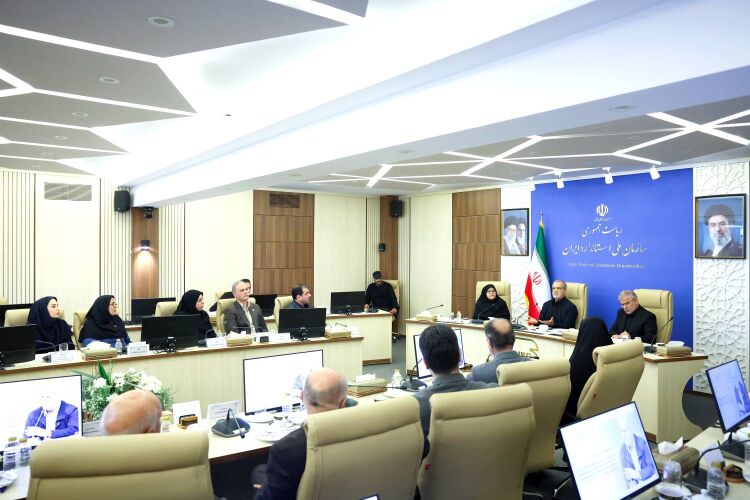 بازدید رئیس جمهور از پژوهشکده صنایع غذایی و فرآورده‌های کشاورزی سازمان ملی استاندارد
