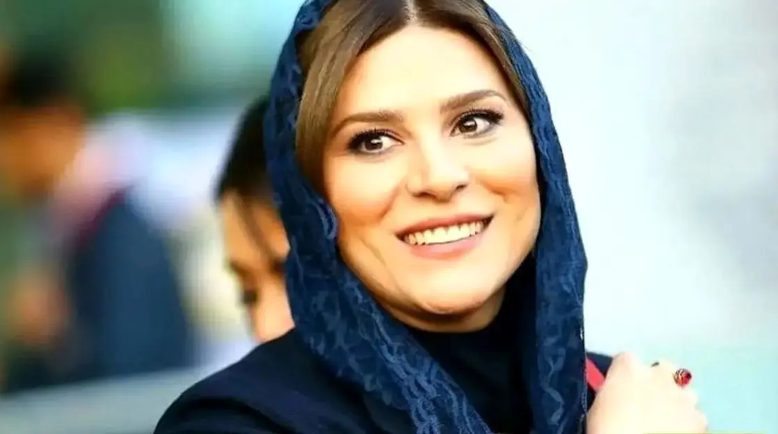 توصیه های عجیب و غریب سحر دولتشاهی به عنوان صاحب سالن زیبایی به عروس/ ویدئو توصیه های عجیب و غریب سحر دولتشاهی به عنوان صاحب سالن زیبایی به عروس/ ویدئو