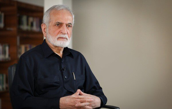 جزئیات تازه از نحوه شهادت کمال خرازی در بیمارستان؛ پای ترور بیولوژیک در میان است؟/ صادق خرازی: یکی از سرویسهای اطلاعاتی خارجی به ما پیغام داد که … جزئیات تازه از نحوه شهادت کمال خرازی در بیمارستان؛ پای ترور بیولوژیک در میان است؟/ صادق خرازی: یکی از سرویسهای اطلاعاتی خارجی به ما پیغام داد که …