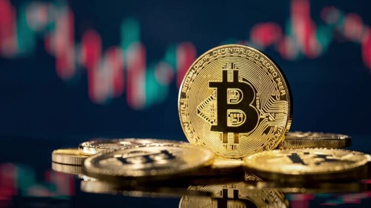 بیت‌کوین چیست؟/ چه کسی آن را اختراع کرد؟/ چرا به مهم‌ترین رمزارز جهان تبدیل شد؟