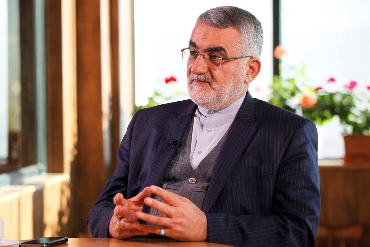 بروجردی: اگر جنگ تمام عیار شود، بیش از آنکه جمهوری اسلامی متضرر شود، آمریکا هزینههای سنگینتری میدهد/ وضعیت فعلی به هیچ وجه به نفع منافع ملی نیست بروجردی: اگر جنگ تمام عیار شود، بیش از آنکه جمهوری اسلامی متضرر شود، آمریکا هزینههای سنگینتری میدهد/ وضعیت فعلی به هیچ وجه به نفع منافع ملی نیست