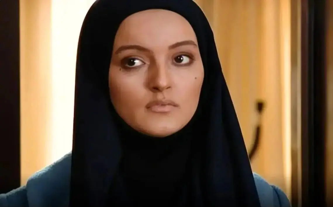 دگرگونی ۱۸۰ درجه‌ای ظاهر بازیگر آوای باران؛ نیلوفر پارسا و همسرش همه را غافلگیر کردند!