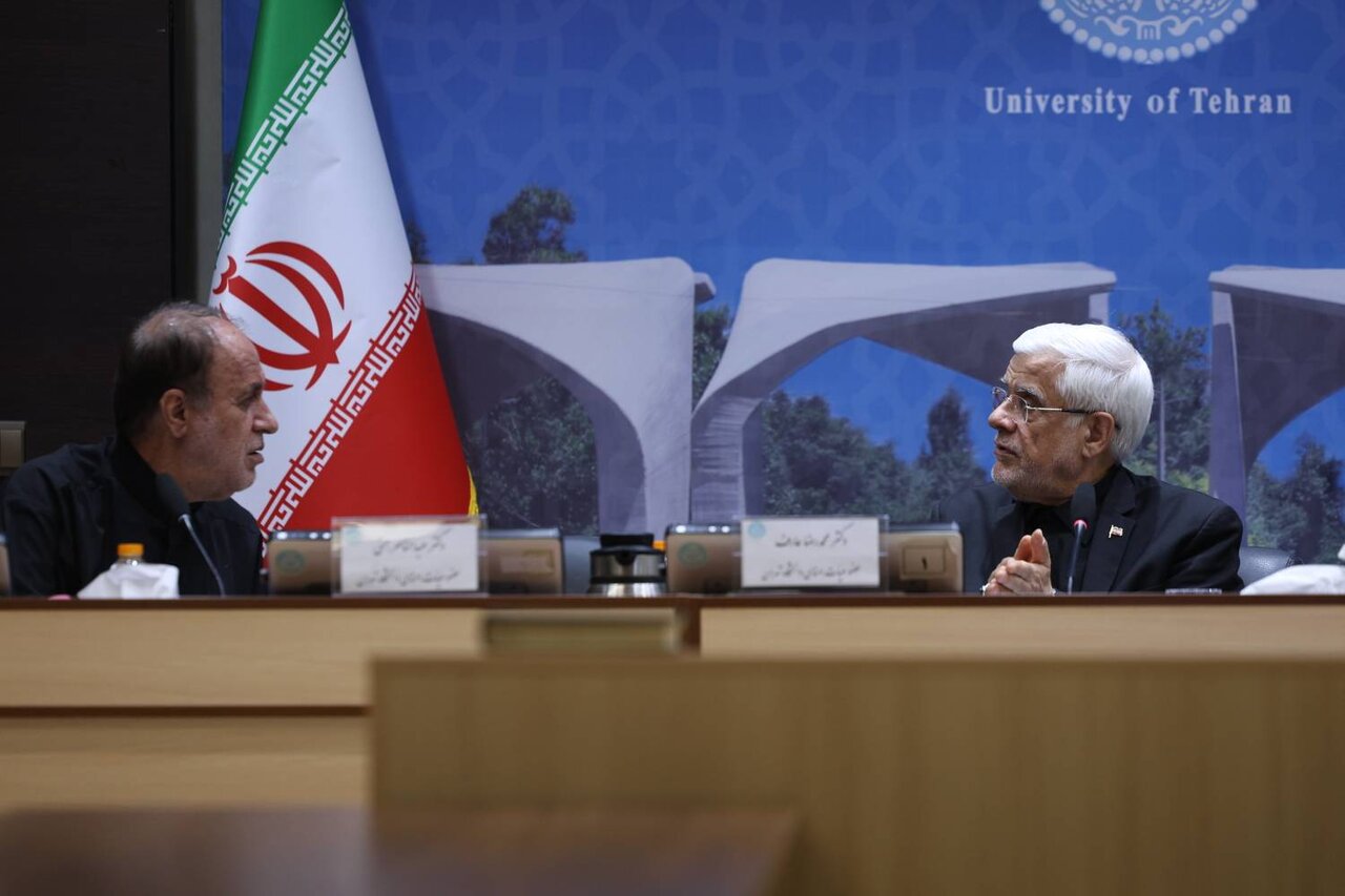 عارف: برخی خارج از دولت جلوی افزایش حقوق اساتید را گرفتند عارف: برخی خارج از دولت جلوی افزایش حقوق اساتید را گرفتند