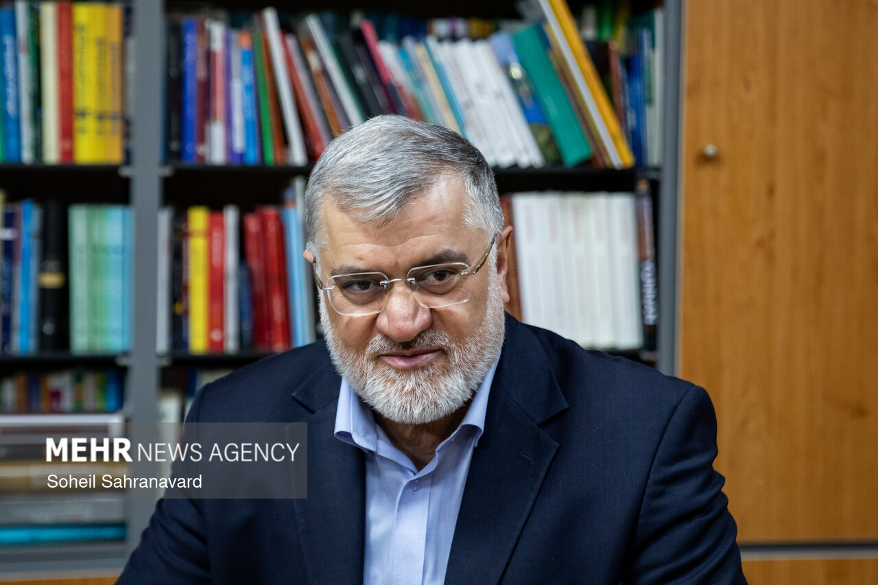 معتمدیان: ناترازی بنزین کشور ممکن است به ۲۵ میلیون لیتر در روز برسد معتمدیان: ناترازی بنزین کشور ممکن است به ۲۵ میلیون لیتر در روز برسد