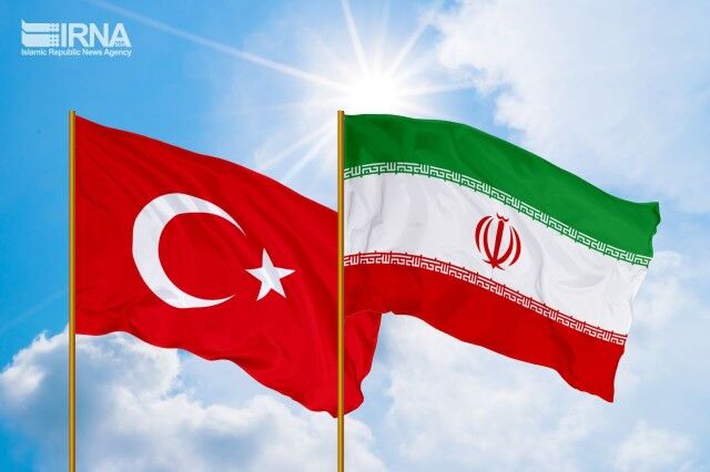 نماینده اتاق بازرگانی استانبول: حجم تجارت ایران و ترکیه از ۵.۶ میلیارد دلار فراتر رفت نماینده اتاق بازرگانی استانبول: حجم تجارت ایران و ترکیه از ۵.۶ میلیارد دلار فراتر رفت