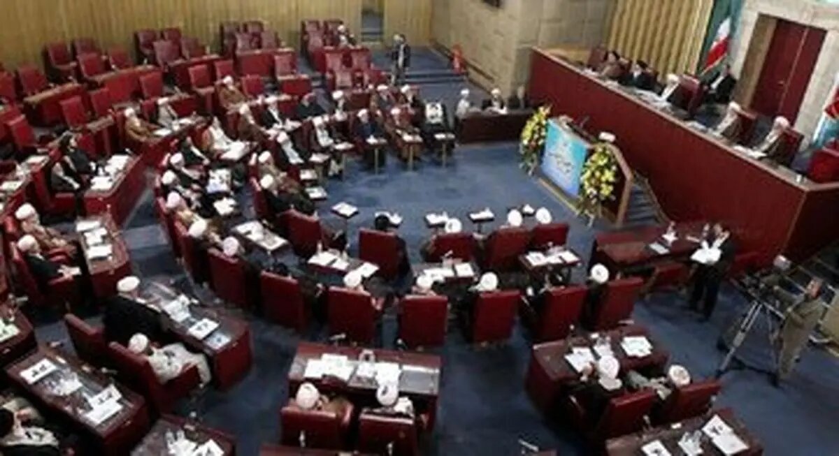 واکنش دبیرخانه مجلس خبرگان به بیانیه دیشب اعضا در نقد توافق؛ این شیوه در خبرگان مرسوم نبوده است واکنش دبیرخانه مجلس خبرگان به بیانیه دیشب اعضا در نقد توافق؛ این شیوه در خبرگان مرسوم نبوده است