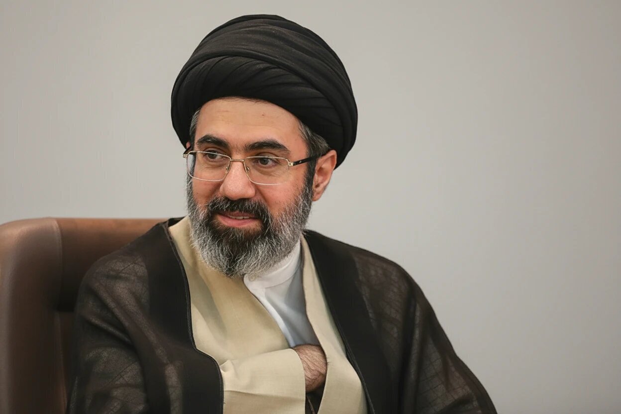 رهبر انقلاب: مردم مومن عراق در استقبال از قائد عظیمالشّأن شهید حماسهای عظیم و پرمعنا آفریدند رهبر انقلاب: مردم مومن عراق در استقبال از قائد عظیمالشّأن شهید حماسهای عظیم و پرمعنا آفریدند