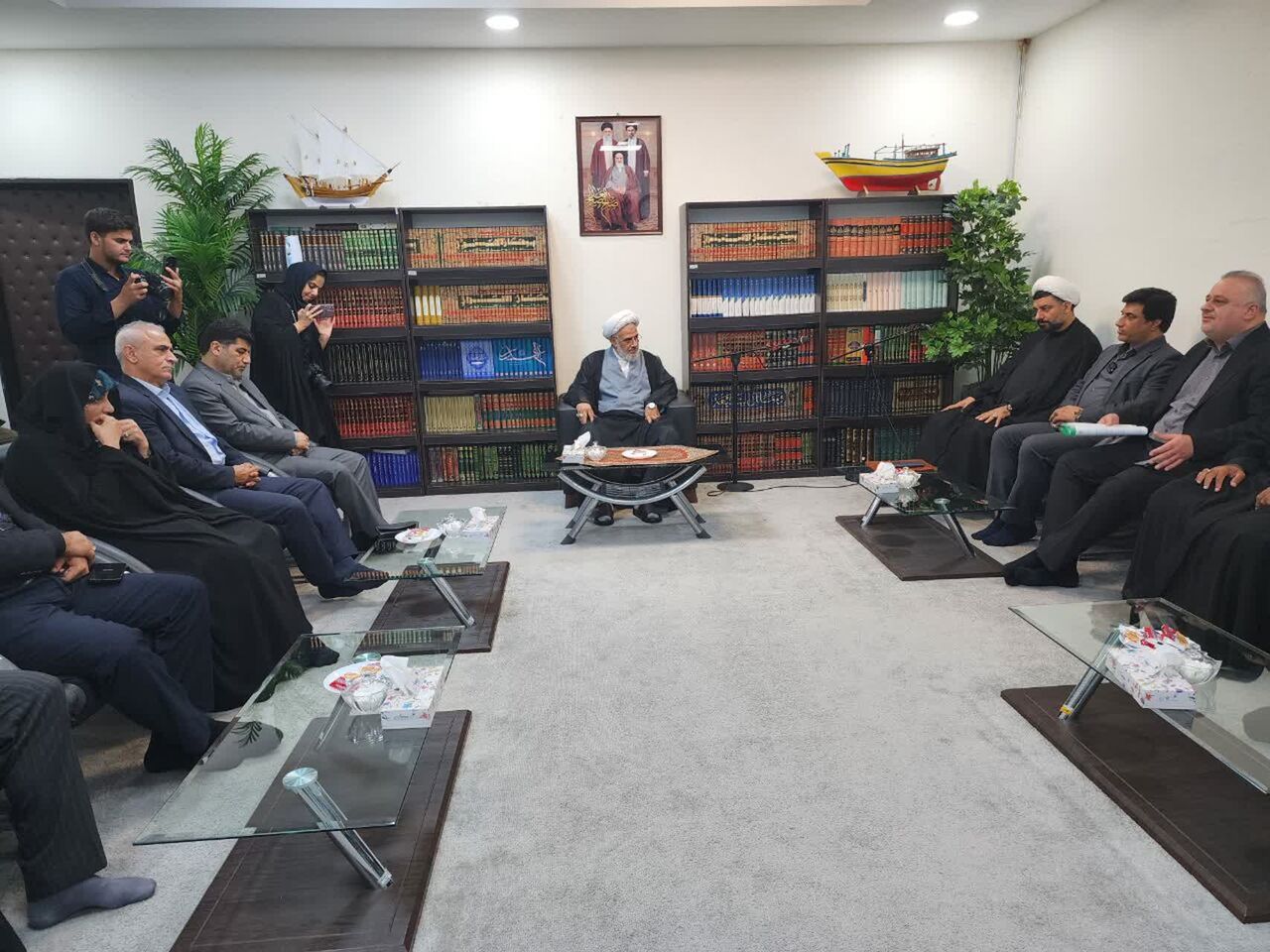 امام جمعه بندرعباس: دولت سازوکار جبران خسارت باغداران از جنگ و آفت «جاروک» را عملیاتی کند