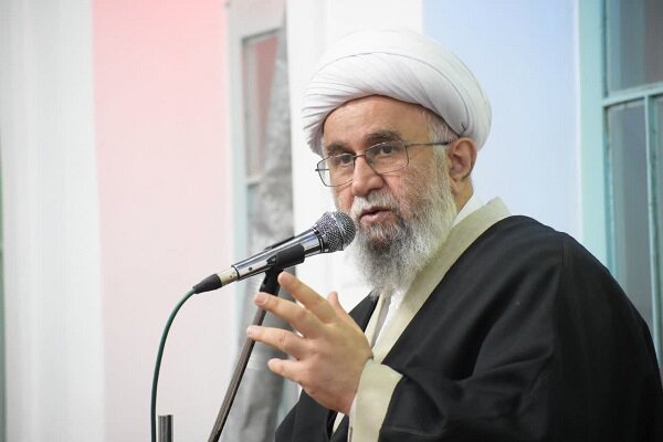 امام شهید تأکید داشت که انقلاب باید به تمدن نوین اسلامی منتهی شود امام شهید تأکید داشت که انقلاب باید به تمدن نوین اسلامی منتهی شود