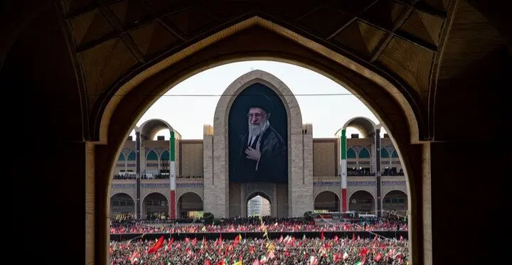 بازتاب جهانی گسترده وداع با رهبر شهید؛ رسانه‌های بین‌المللی از حضور میلیونی مردم گزارش دادند