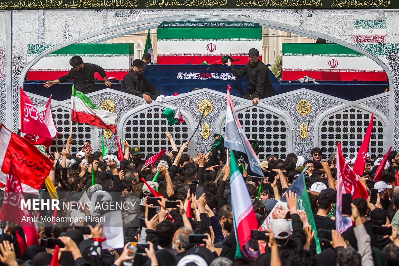 بدرقه امام خامنه‌ای، هزینه‌ شیعه را برای دشمن «غیرقابل تصور» می‌کند