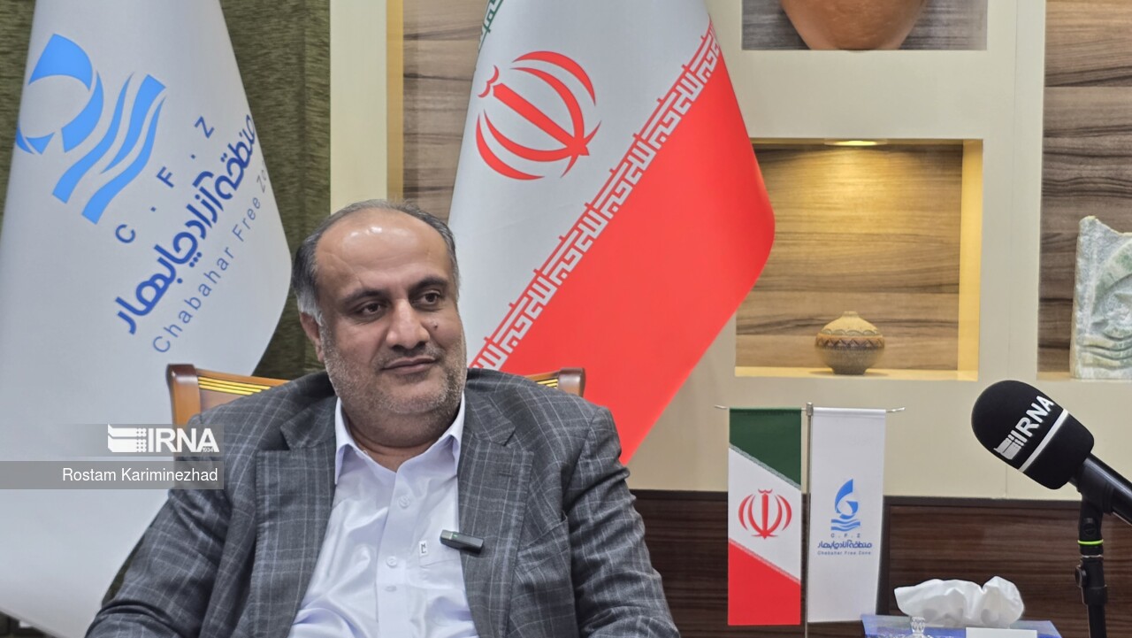 ترخیص ۳۵۹ خودرو به ارزش ۲ هزار و ۵۰۰ میلیارد تومان در کمتر از ۱۶ ساعت در چابهار ترخیص ۳۵۹ خودرو به ارزش ۲ هزار و ۵۰۰ میلیارد تومان در کمتر از ۱۶ ساعت در چابهار