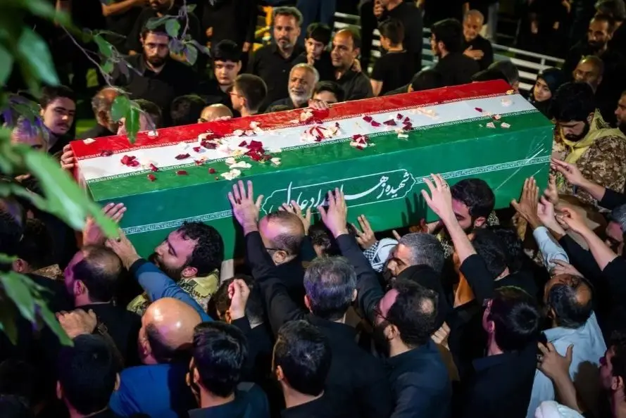 تصاویری از پیکر همسر شهید رهبر انقلاب تصاویری از پیکر همسر شهید رهبر انقلاب