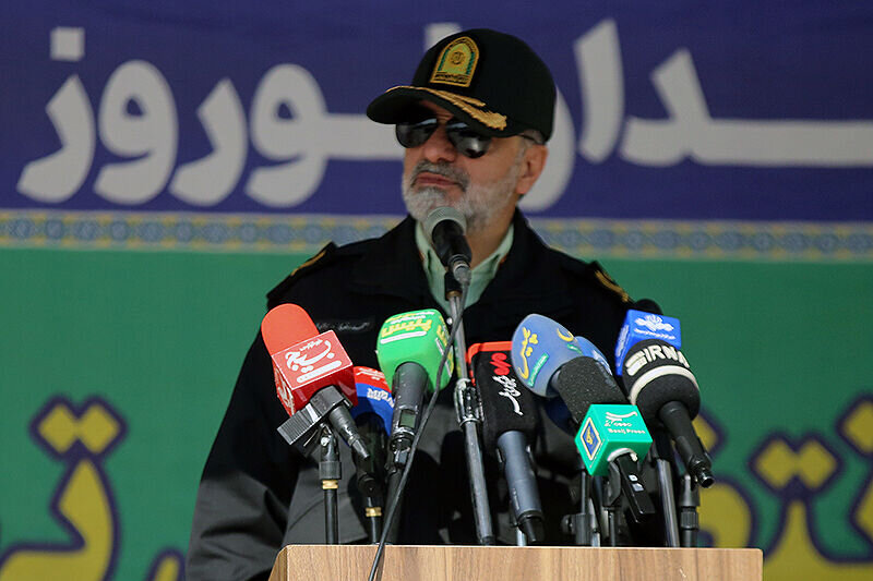 تکذیب برخی نقل و قول‌ها از سردار رادان در فضای مجازی/ پلیس: اخبار را فقط از منابع معتبر پیگیری کنید