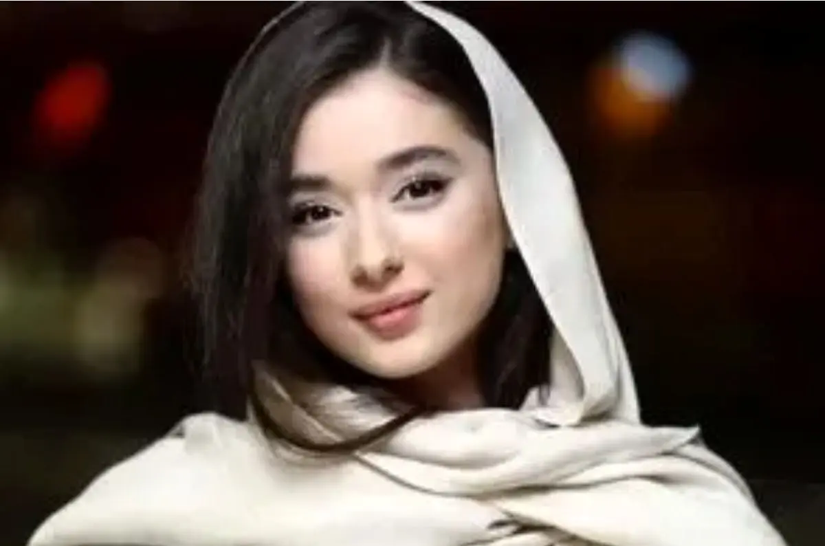 دختر جنجالی سینمای ایران، مادرش را به گریه انداخت/ویدیو دختر جنجالی سینمای ایران، مادرش را به گریه انداخت/ویدیو